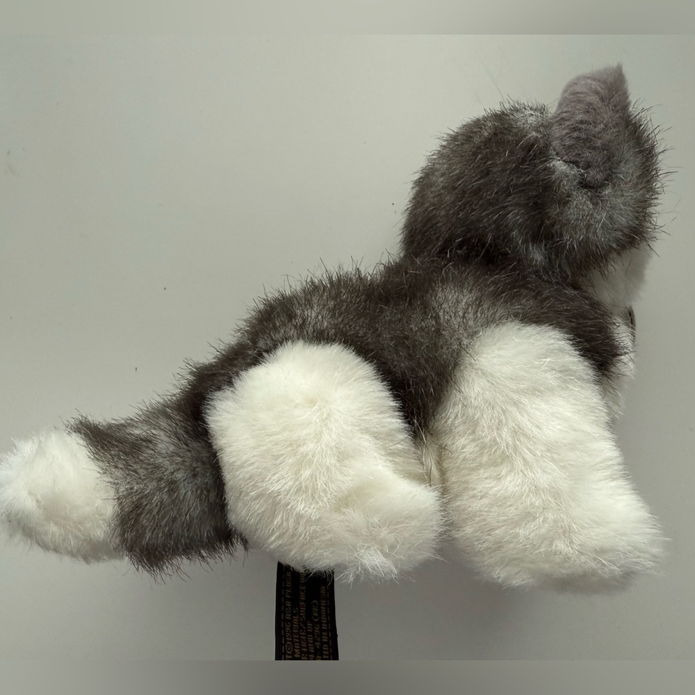 Classic Aurora Husky Cuddly Plush Toy - Picture 3 of 10